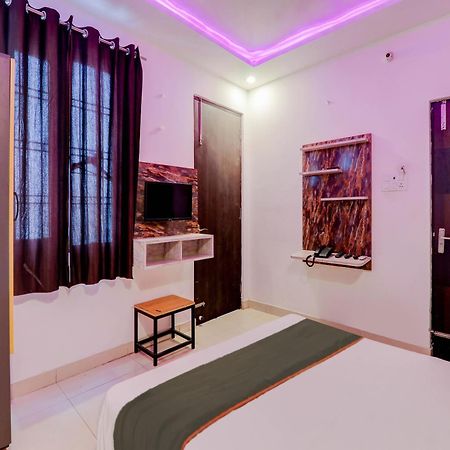 Super Collection O Kiara Guest House Lucknow Eksteriør billede