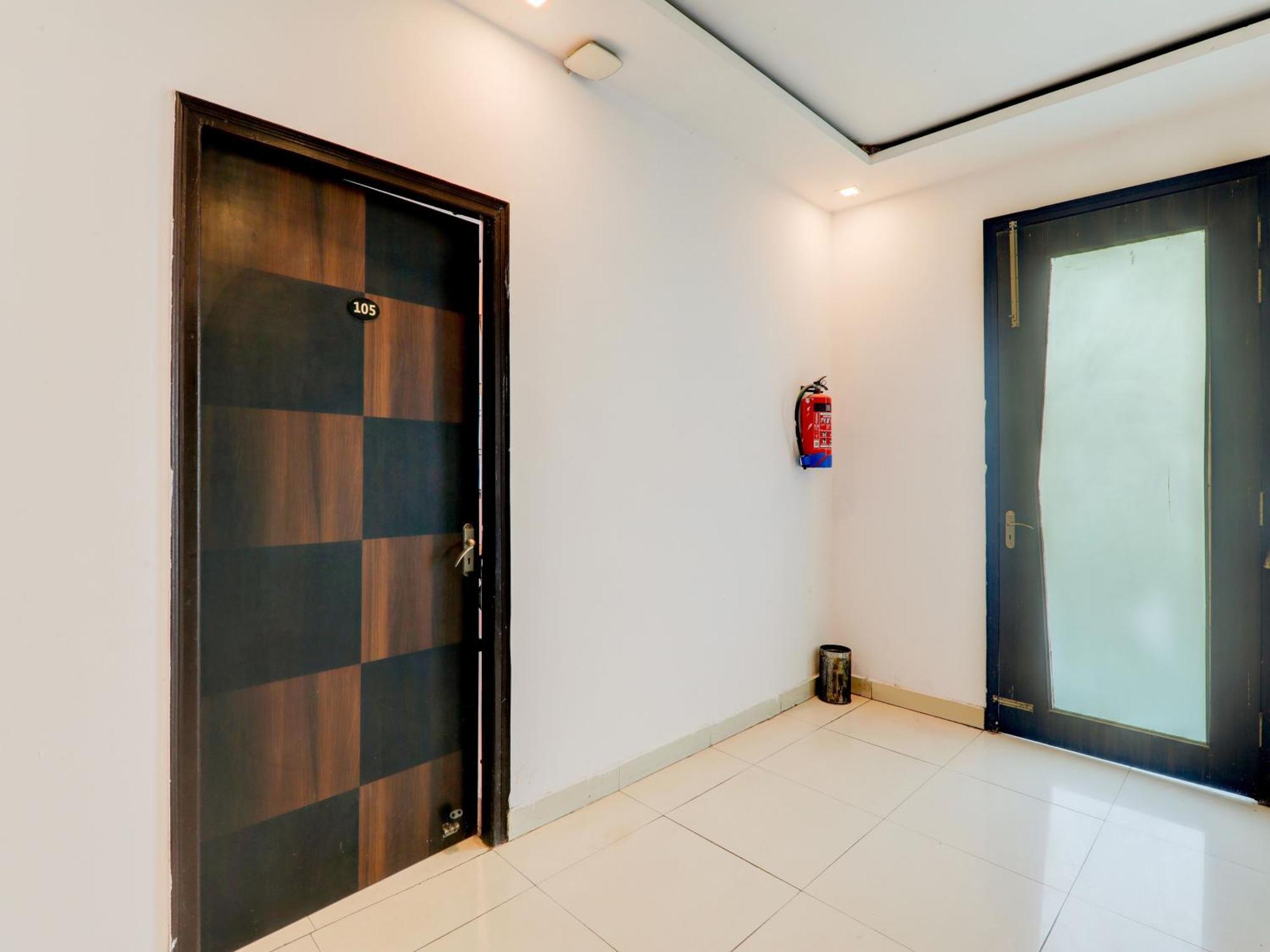 Super Collection O Kiara Guest House Lucknow Eksteriør billede