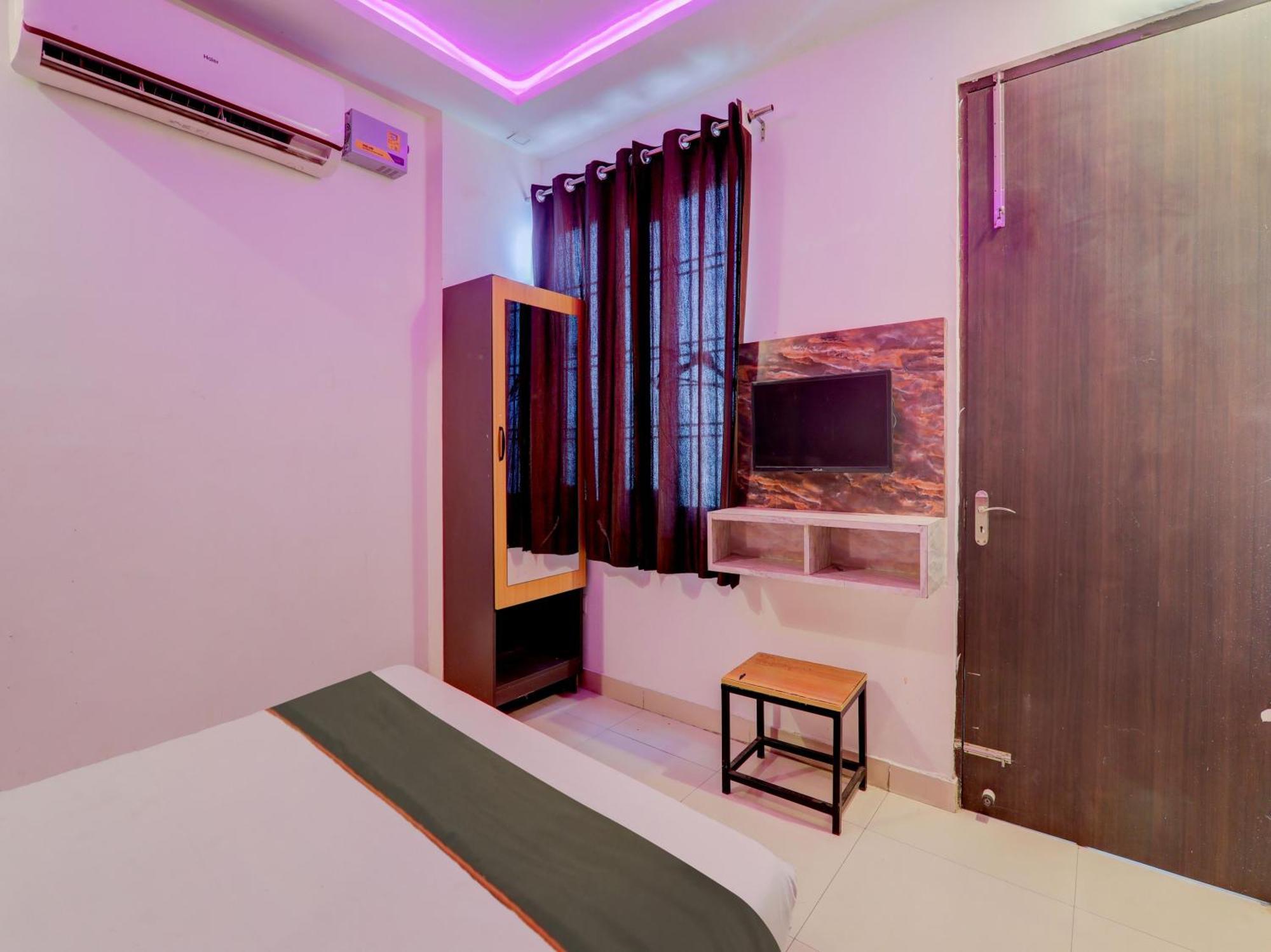 Super Collection O Kiara Guest House Lucknow Eksteriør billede