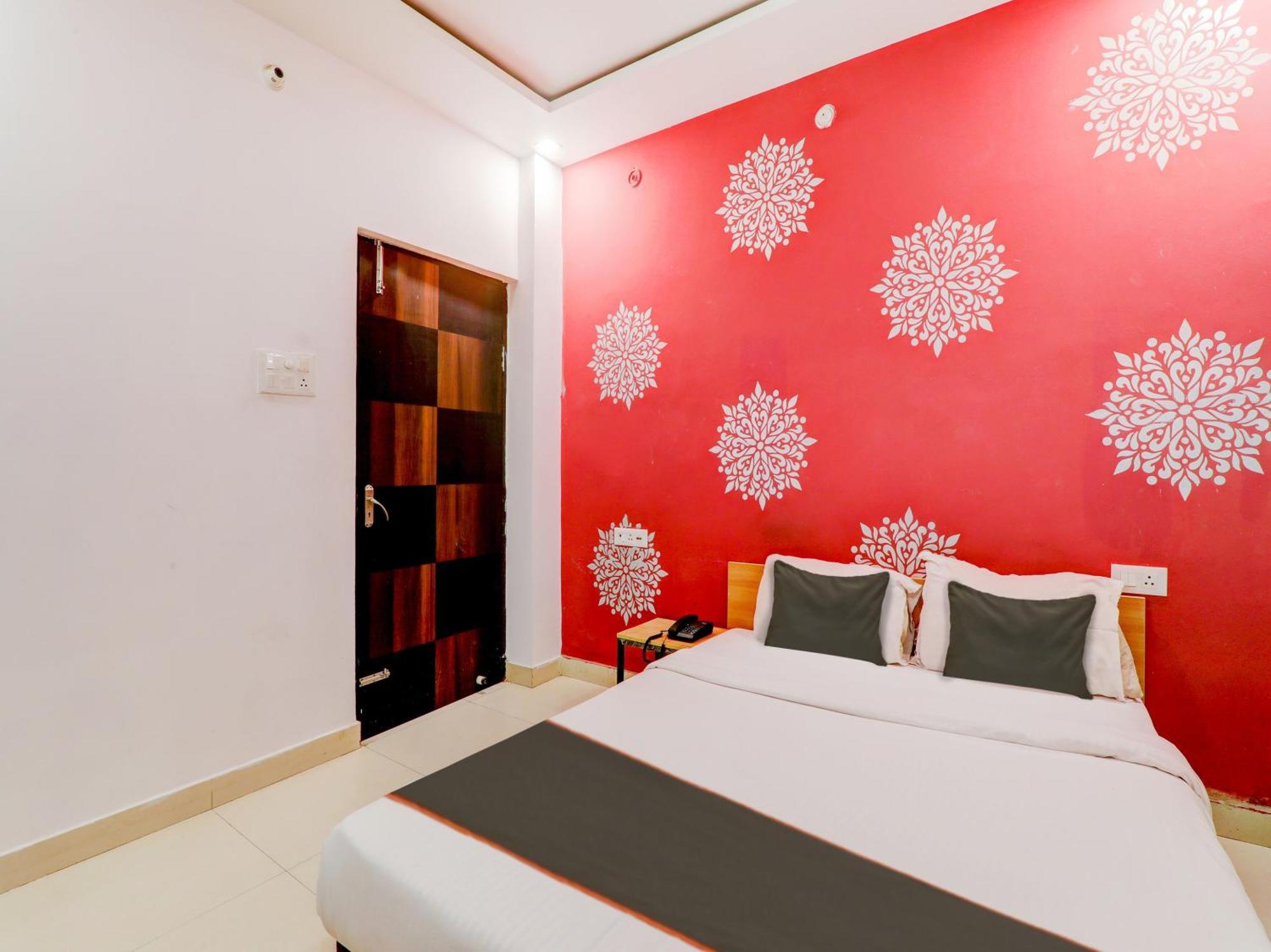 Super Collection O Kiara Guest House Lucknow Eksteriør billede